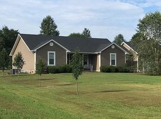 101 Deer Park Dr, Beechmont, KY 42323