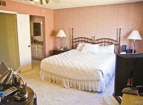 5th image of 1088 Palo Verde Ave