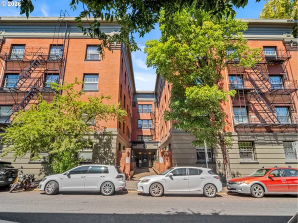 2109 NW Irving St Unit 411, Portland, OR 97210