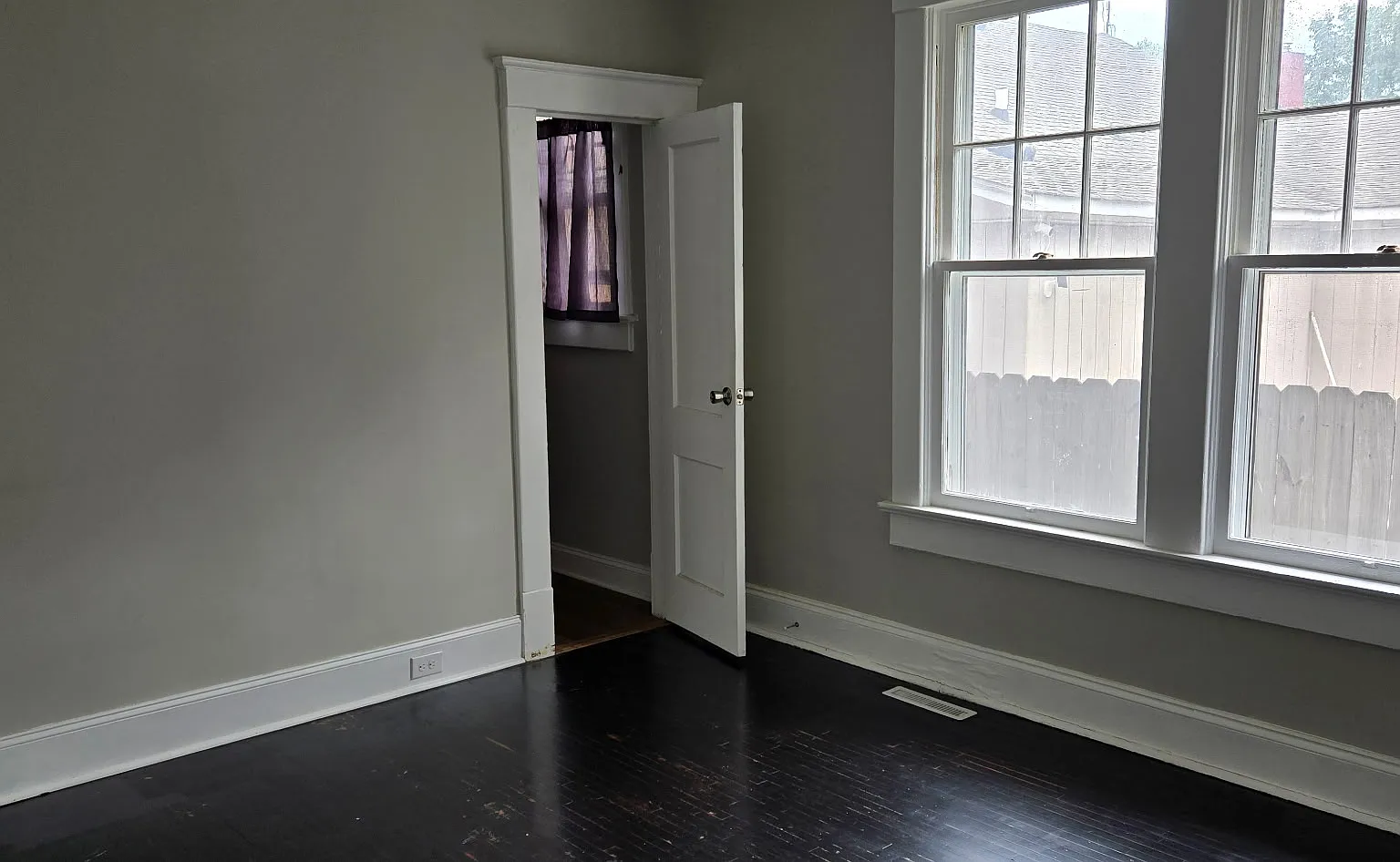 3 bed, 1498 sqft, $1,699 — Photo 3