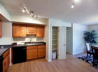 403 College Pkwy, Rockville, MD 20850