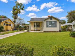 7128 LUCKY Drive W, Jacksonville, FL 32208