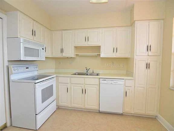 5th image of 104 S Interlachen Ave APT 512