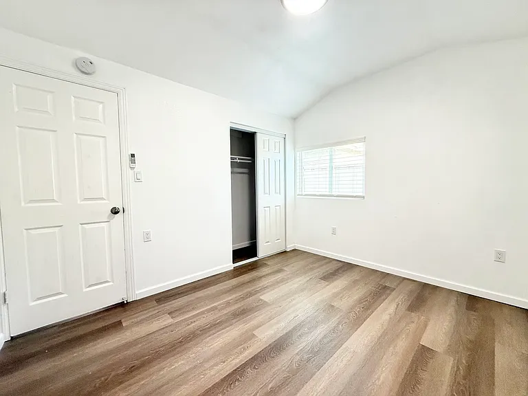 37228 Cedar Blvd #B — Photo 17