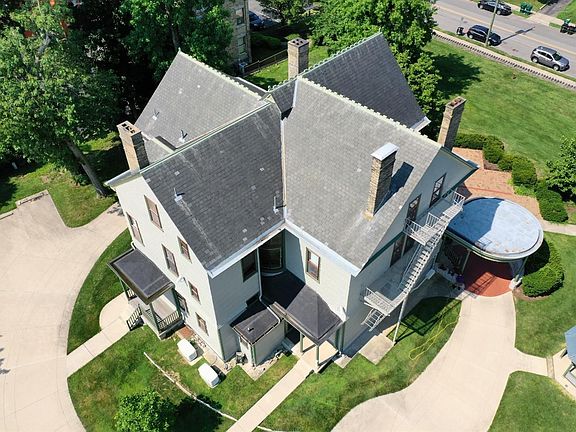 2nd image of 2312 Park Ave