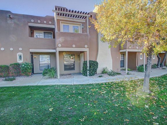 2nd image of 1425 E Desert Cove Ave Unit 61