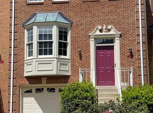 2104 Bobbyber Dr, Vienna, VA 22182