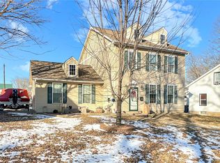 207 E Main St, Lebanon, IL 62254