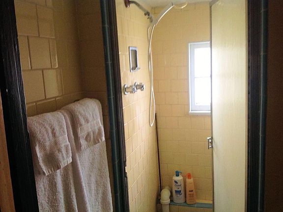 5th image of 935 Esplanade Ave #2