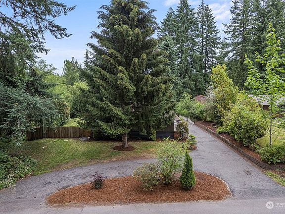 3rd image of 2831 NW Northstar Lane