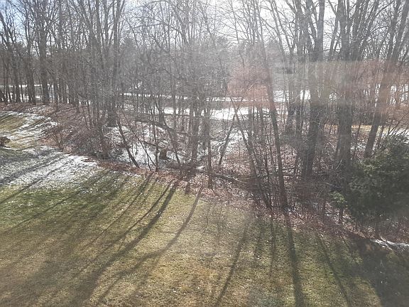 3rd image of 2004 Mill Pond Dr