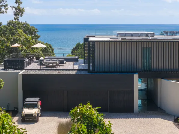 22 Maple St, Montauk, NY 11954