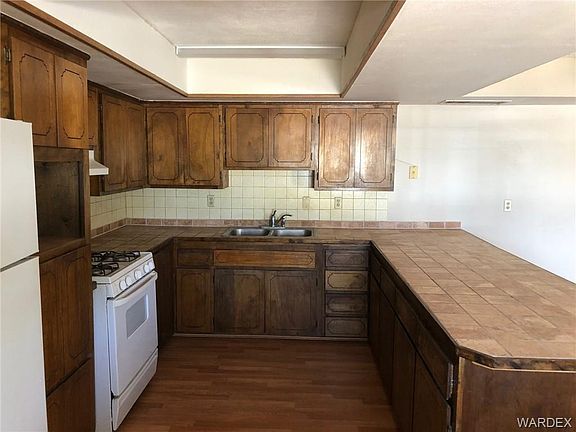5th image of 3544 E Lark Ln