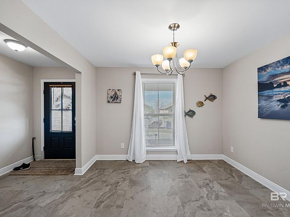 5th image of 1300 Majesty Loop