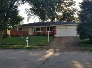 9240 Buxton Dr, Saint Louis, MO