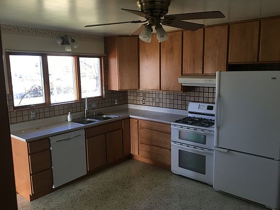 5th image of 515 Bardot Dr