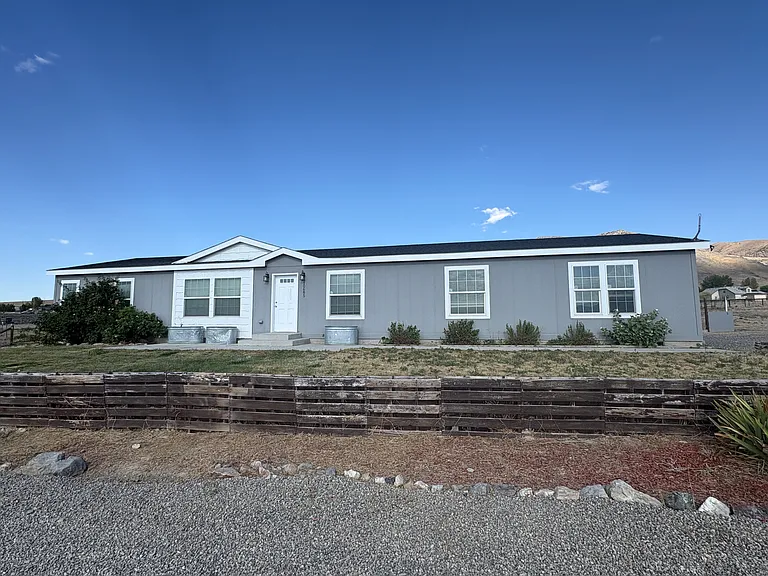 10685 Spur St — Photo 1