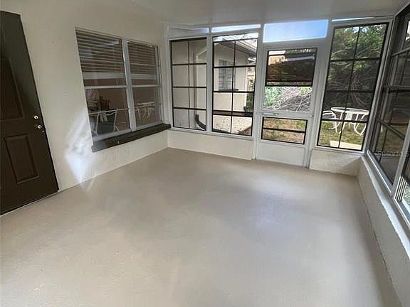3rd image of 161 Stanford Rd