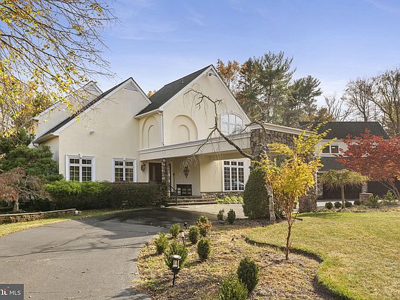 3rd image of 244 Mathers Rd