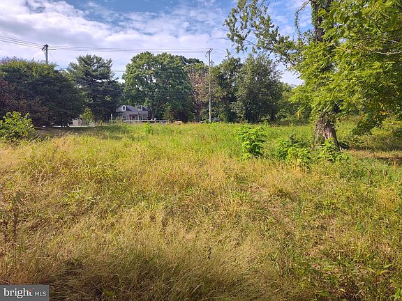 5th image of 1512 Rollins Ave