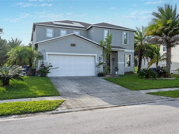 2nd image of 695 Carriage Lake Way
