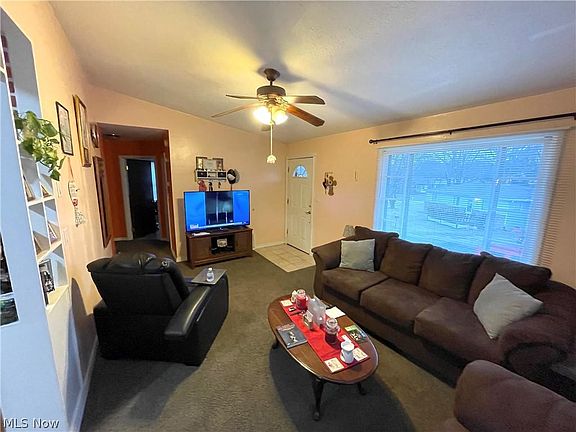 2nd image of 1224 Fairdale Dr