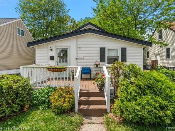 2715 Inman St, Ferndale, MI 48220