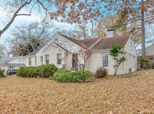 4072 N Walnut Grove Cir, Memphis, TN 38117