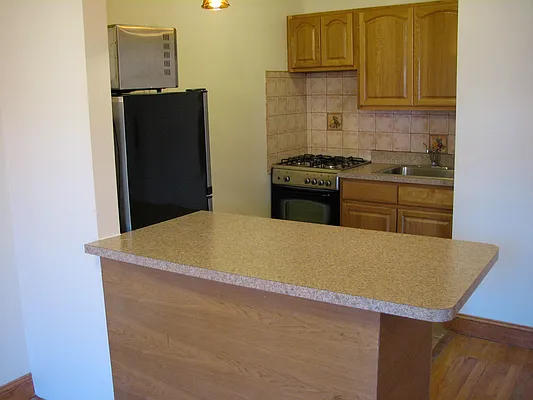 Rented by Flateau Realty | media 6