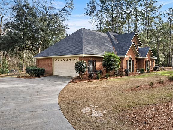 5th image of 1133 Creekside Dr
