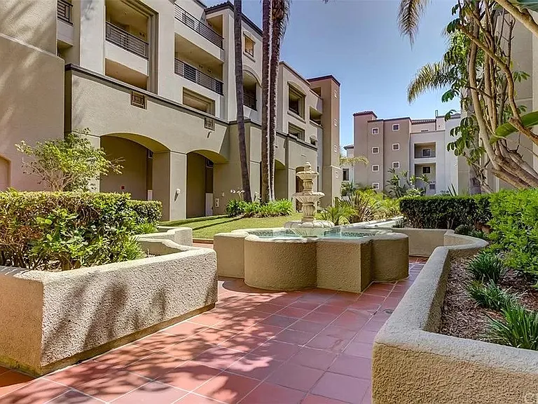 200 Pacific Coast Hwy #328 — Photo 23