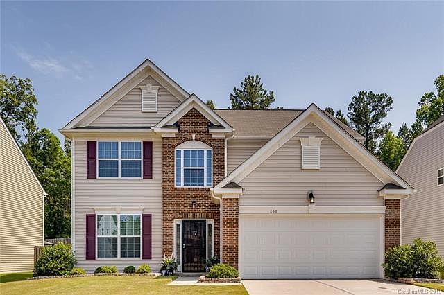 1st image of 600 Augustus Ln