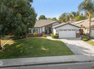 6117 Calabria Dr, Bakersfield, CA 93308