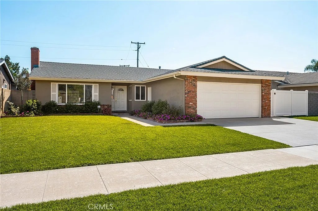 3 bed, 1520 sqft, $4,500 — Photo 2