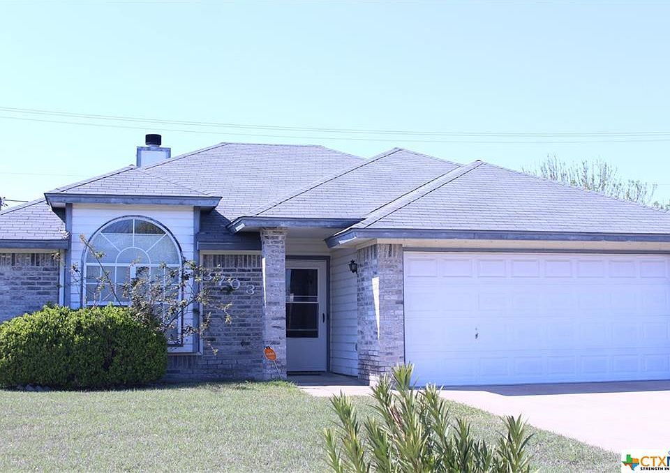 1st image of 3703 Christie Dr