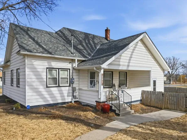 201 2nd Ave, Underwood, IA 51576
