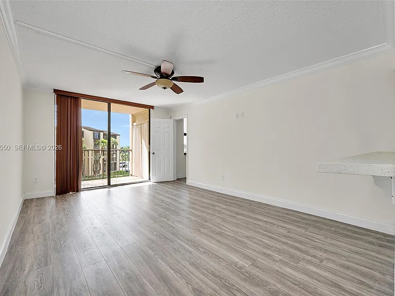 14601 N Kendall Dr #308K — Photo 6