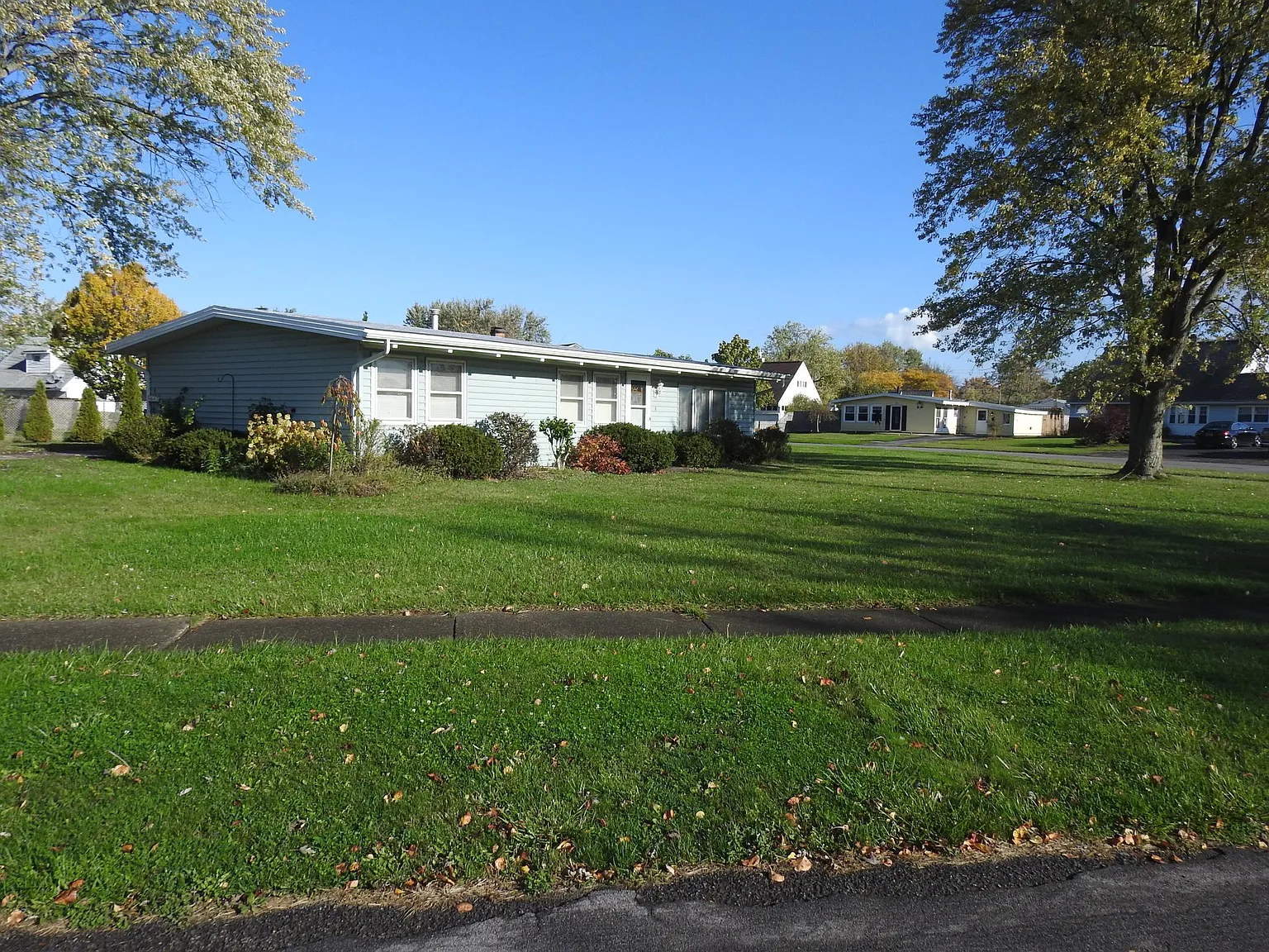 3 bed, 1460 sqft, $2,500 — Photo 3
