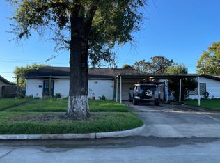 1001 W Ellaine Ave, Pasadena, TX 77506