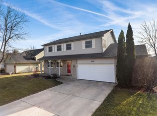226 Whitetail Xing, Oswego, IL 60543