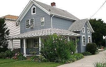 2nd image of 41 Cherry Ln