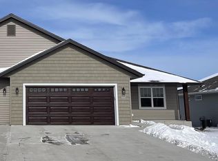 2838 Granite Ct, Sheboygan, WI 53081