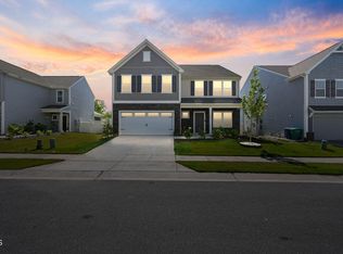 1305 Addison Lake St, Fuquay Varina, NC 27526