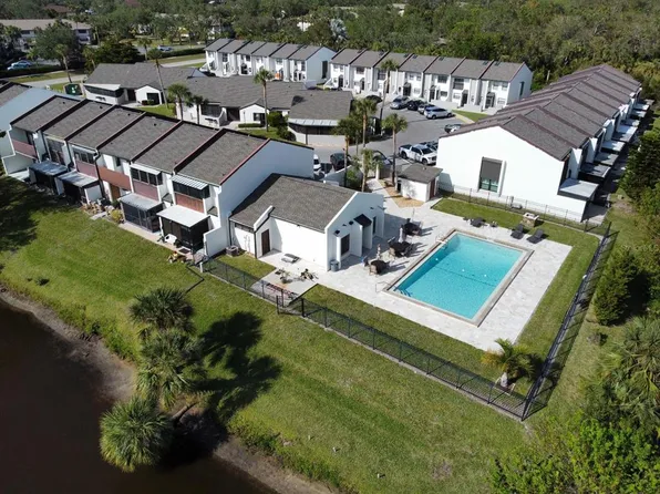 2000 Forrest Nelson Blvd APT C8, Pt Charlotte, FL 33952