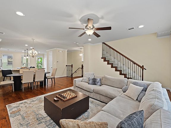 5th image of 2713 Shadybrook Meadow Dr