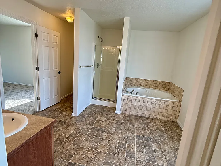14103 Pearl Pointe Dr — Photo 17