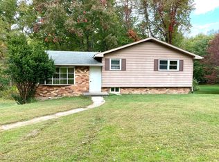 2312 Hallmark Dr, Stroudsburg, PA
