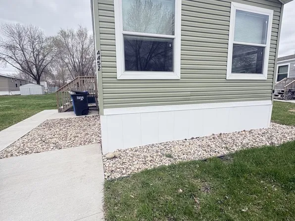 4452 La Casa #109, Fargo, ND 58103