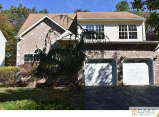 104 Rutledge Ct S, Matawan, NJ 07747