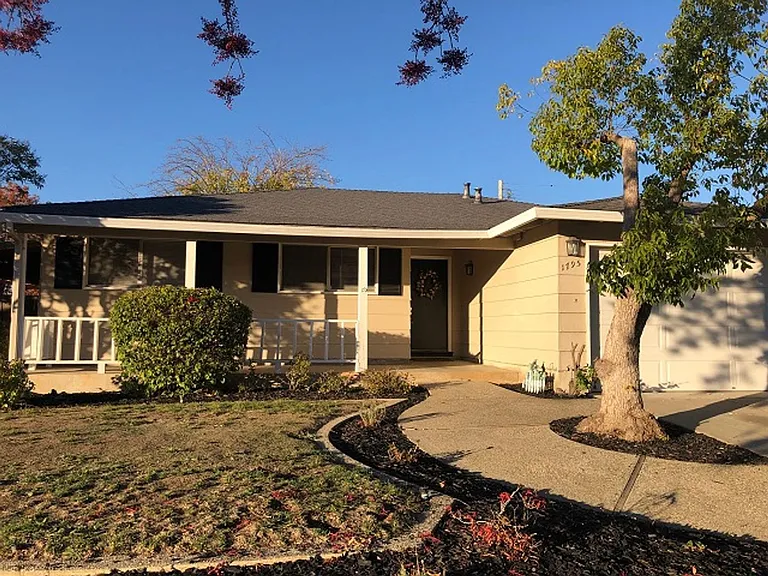 1795 Cardel Way — Photo 1